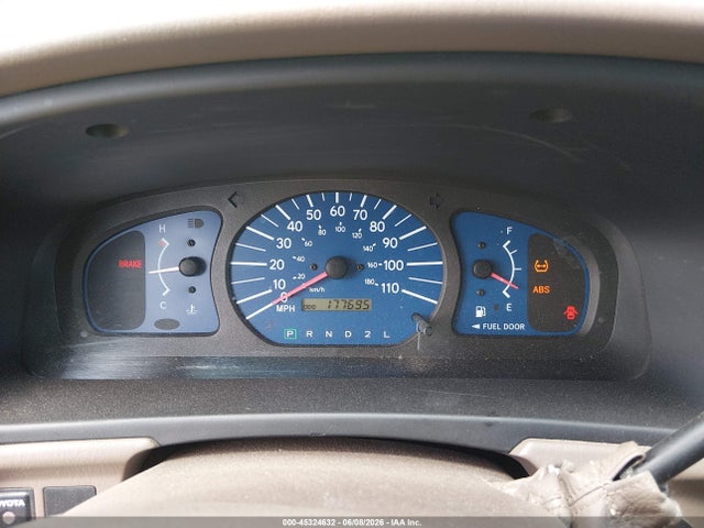 Toyota Sienna Ce