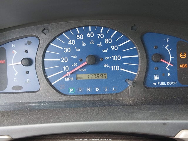 Toyota Sienna Ce