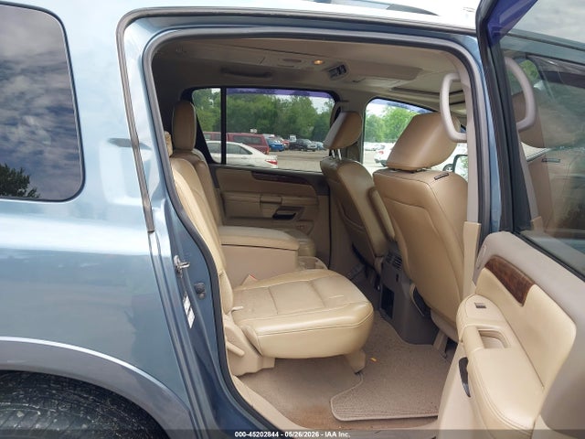 Nissan Armada Platinum