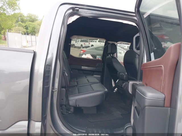 Ford F-150 Lariat