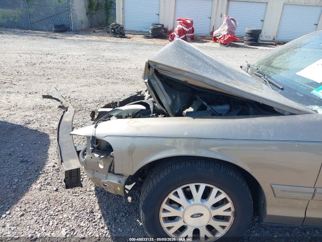 Ford Crown Victoria Lx