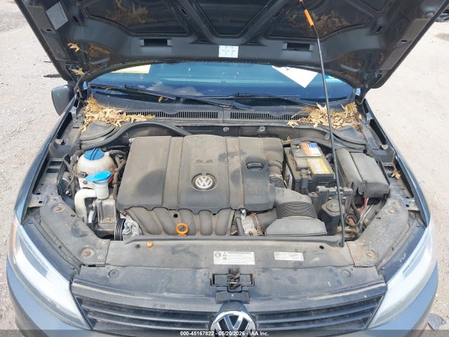 Volkswagen Jetta 2.5l Se