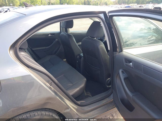 Volkswagen Jetta 2.5l Se