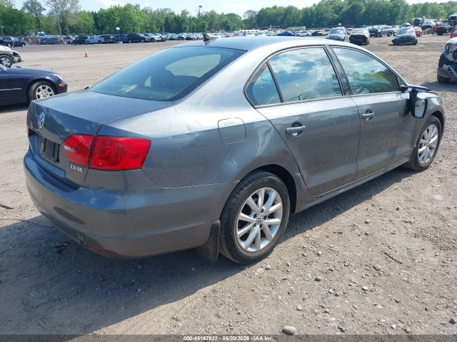 Volkswagen Jetta 2.5l Se