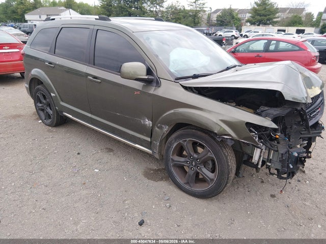 Salvage Dodge Journey Image
