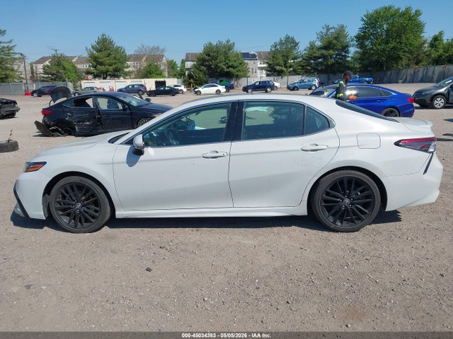 Toyota Camry Xse
