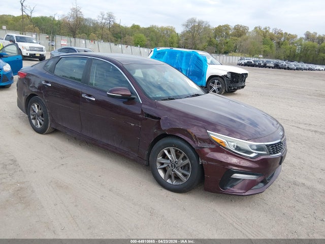 Salvage Kia Optima Image