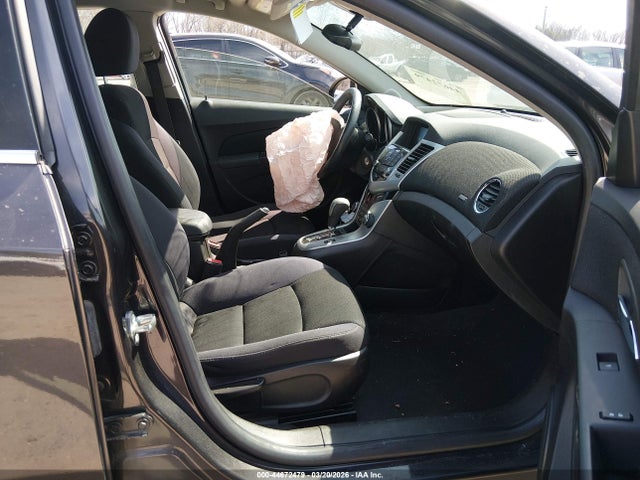 Chevrolet Cruze 1lt Auto