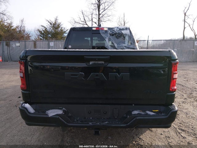 Ram 1500 Big Horn  4x4 5'7 Box