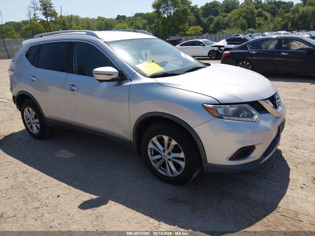Salvage Nissan Rogue Image