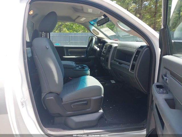Ram 2500 Tradesman  4x4 8' Box