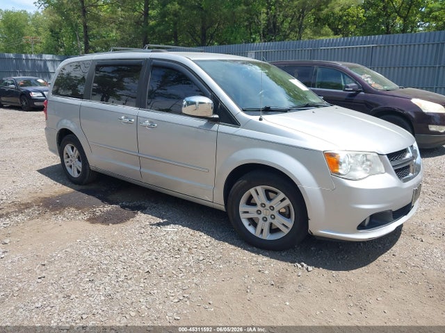 Salvage Dodge Grand Caravan Image
