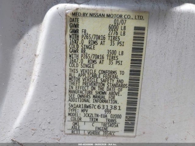 Nissan Pathfinder Se