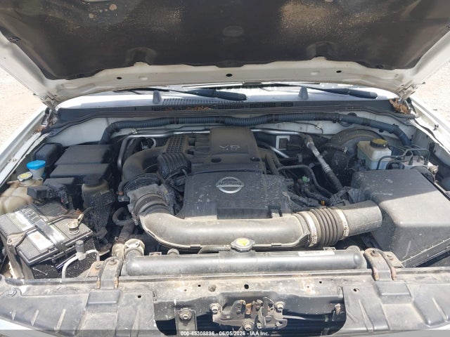 Nissan Pathfinder Se