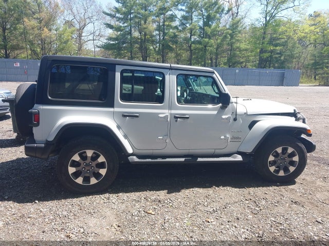 Jeep Wrangler 4-door Sahara 4x4