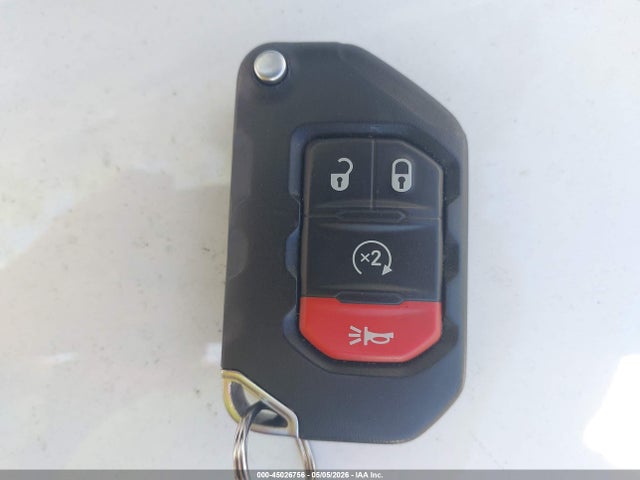 Jeep Wrangler 4-door Sahara 4x4