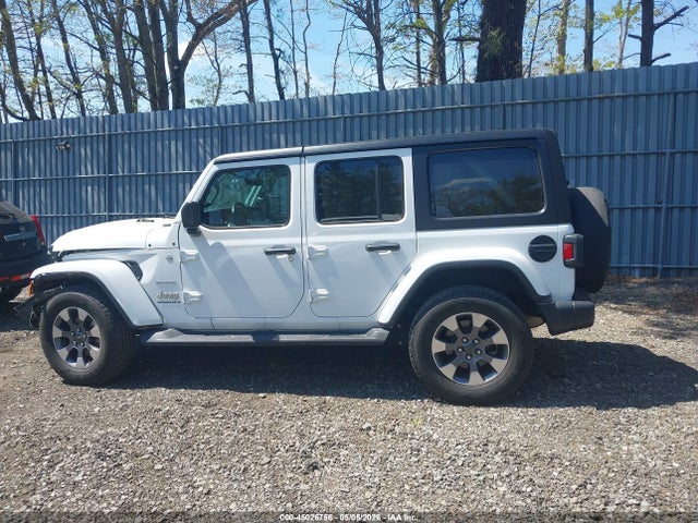 Jeep Wrangler 4-door Sahara 4x4