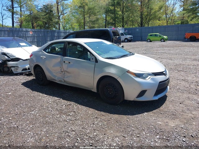 Salvage Toyota Corolla Image