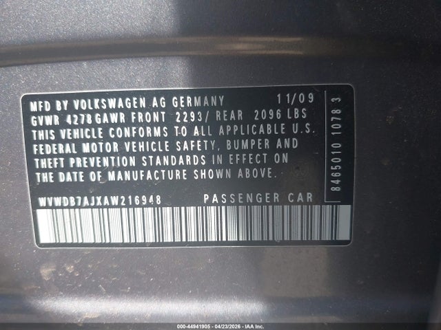 Volkswagen Golf 4-door