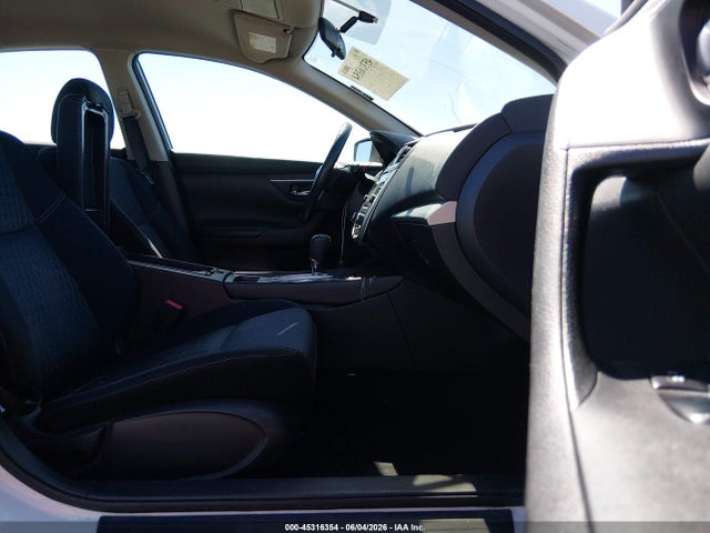 Nissan Altima 2.5 Sv