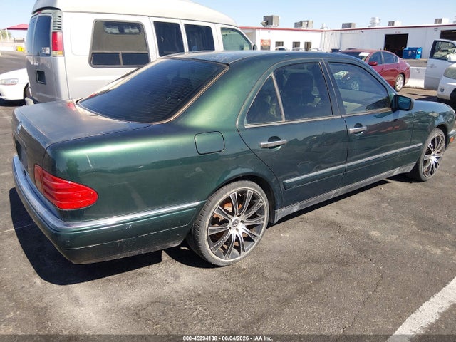 Mercedes-Benz E-Class 320