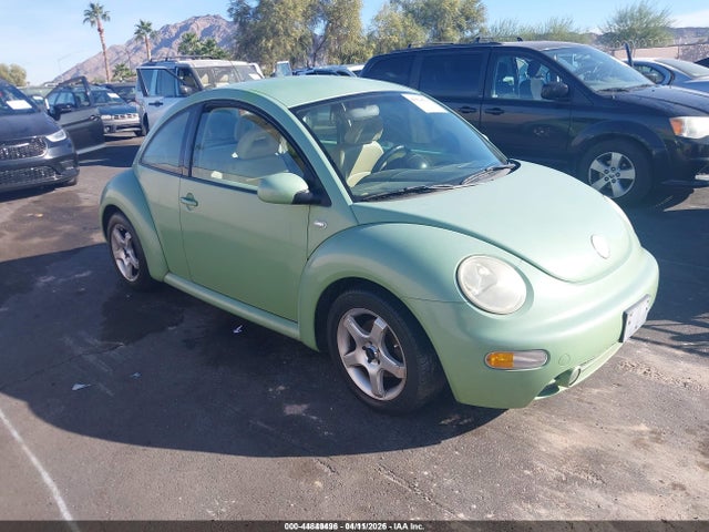Salvage Volkswagen Beetle Image