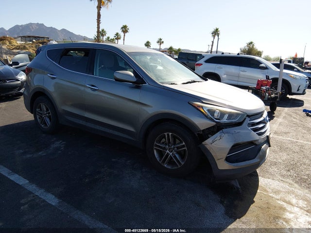 Salvage Hyundai SANTA FE Image