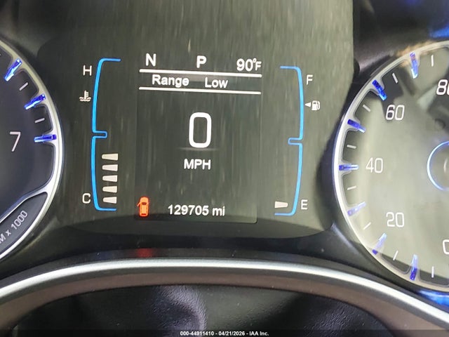 Chrysler Pacifica Touring-l