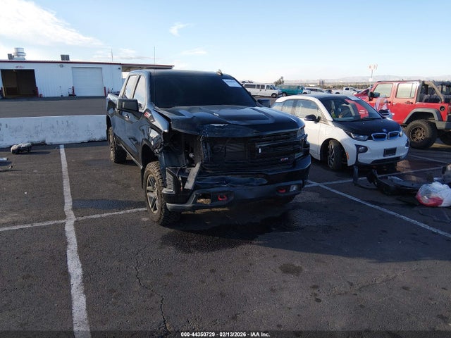 Salvage Chevrolet Silverado 1500 Image