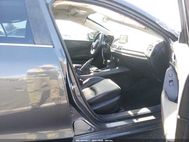 Mazda Mazda3 S Touring