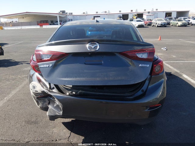 Mazda Mazda3 S Touring