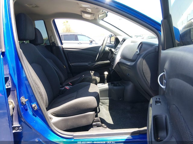Nissan Versa 1.6 Sv