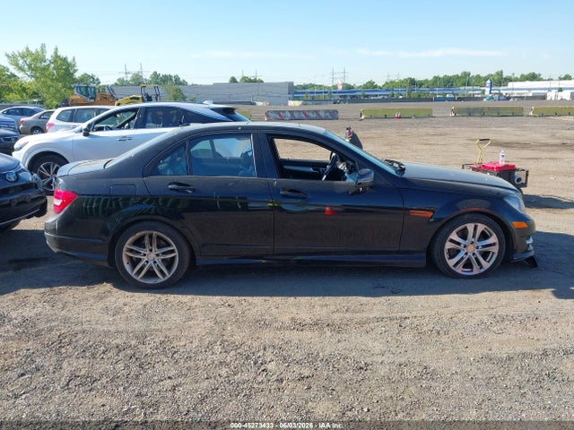 Mercedes-Benz C-Class Sport 4matic
