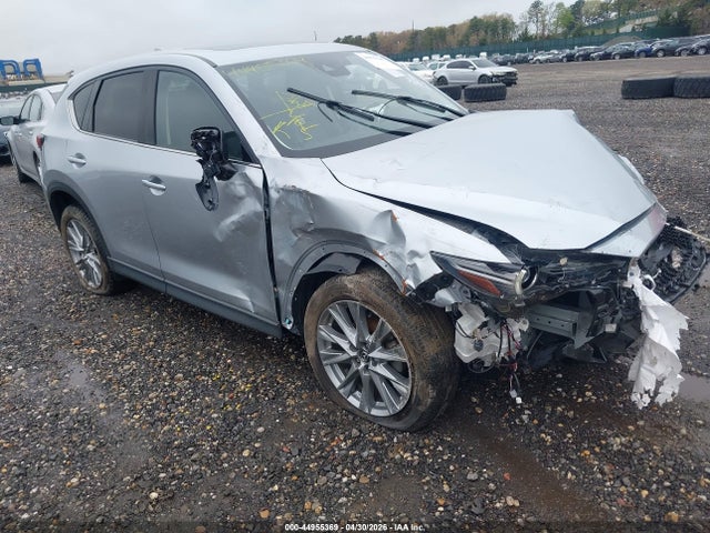 Salvage Mazda Cx Image