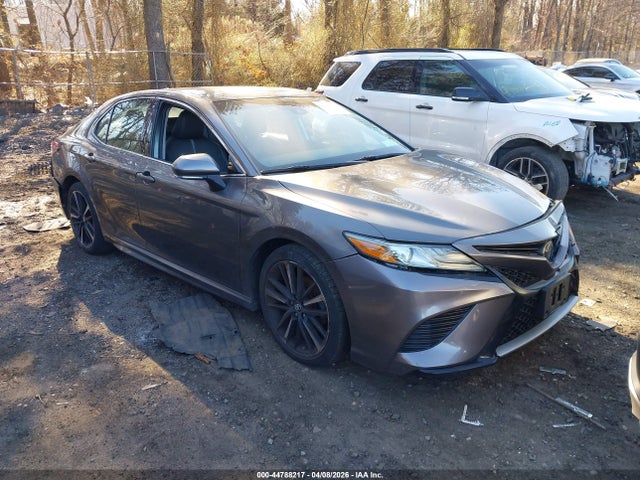Salvage Toyota Camry Image