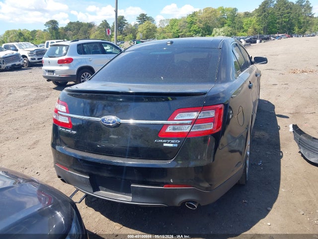 Ford Taurus Limited