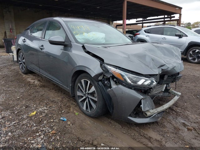 Salvage Nissan Sentra Image