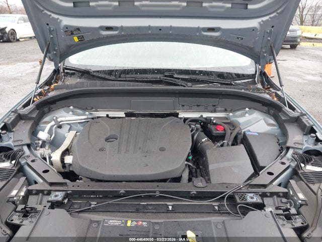 Volvo XC60 B5 Plus Bright Theme