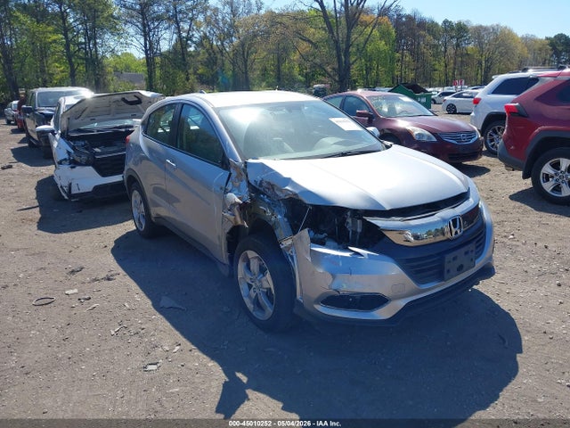 Salvage Honda HR-V Image