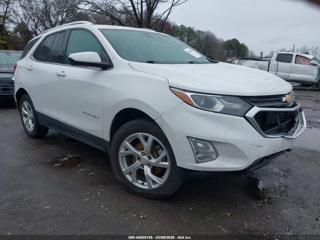 Salvage Chevrolet Equinox Image