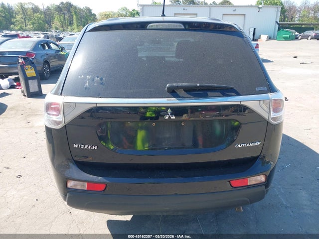 Mitsubishi Outlander Se