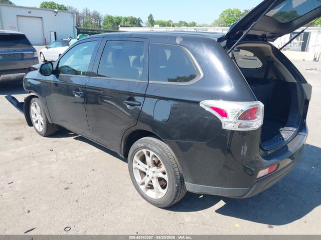 Mitsubishi Outlander Se