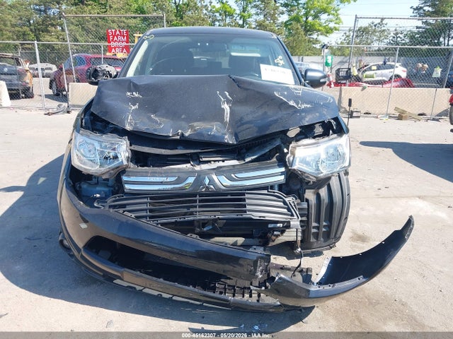 Mitsubishi Outlander Se