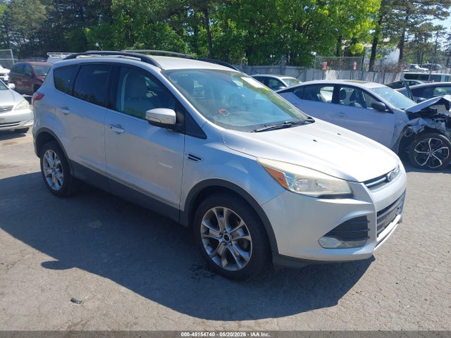 Salvage Ford Escape Image