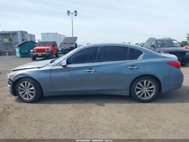 INFINITI Q50 3.0t Premium