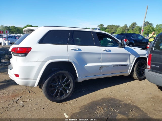 Jeep Grand Cherokee Altitude 4x4