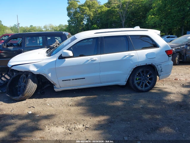 Jeep Grand Cherokee Altitude 4x4