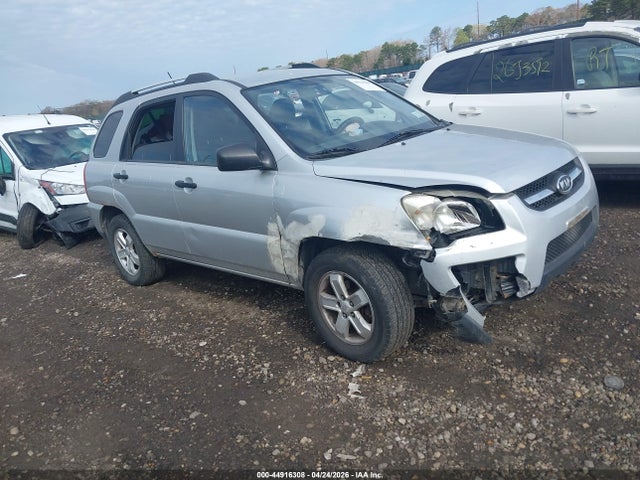 Salvage Kia Sportage Image