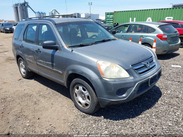 Salvage Honda CR-V Image