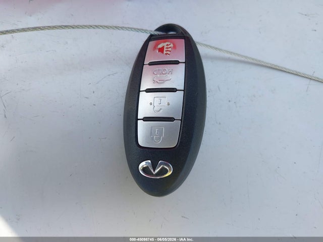 INFINITI Q50 Premium